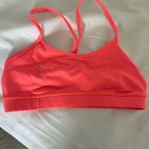 Lulu lemon sports bra.  Excellent condition. Worn once.